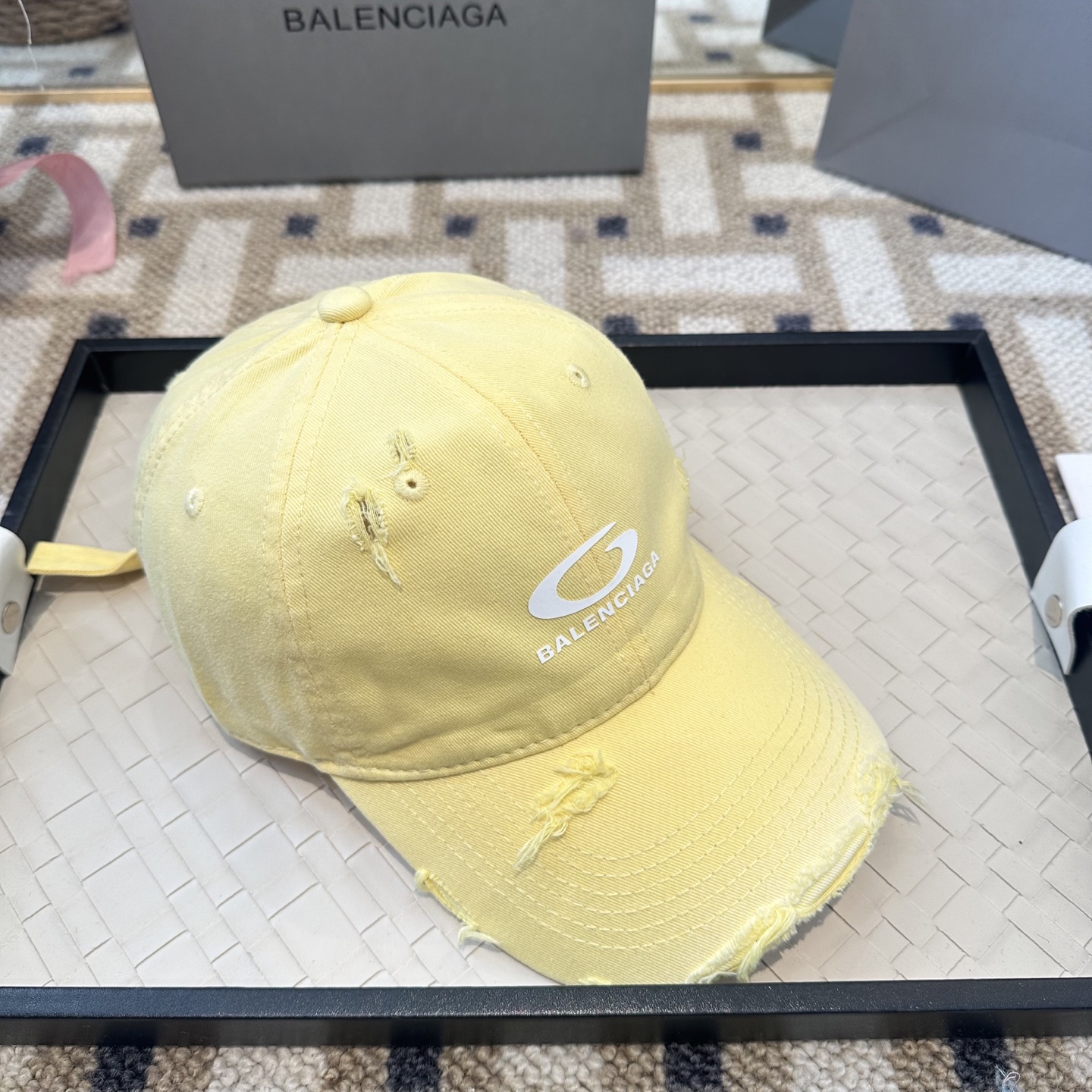 新品Balenciaga 巴黎世家字母新款棒球帽现货秒发🧢简约时尚超级无敌好看的帽子！情侣款！