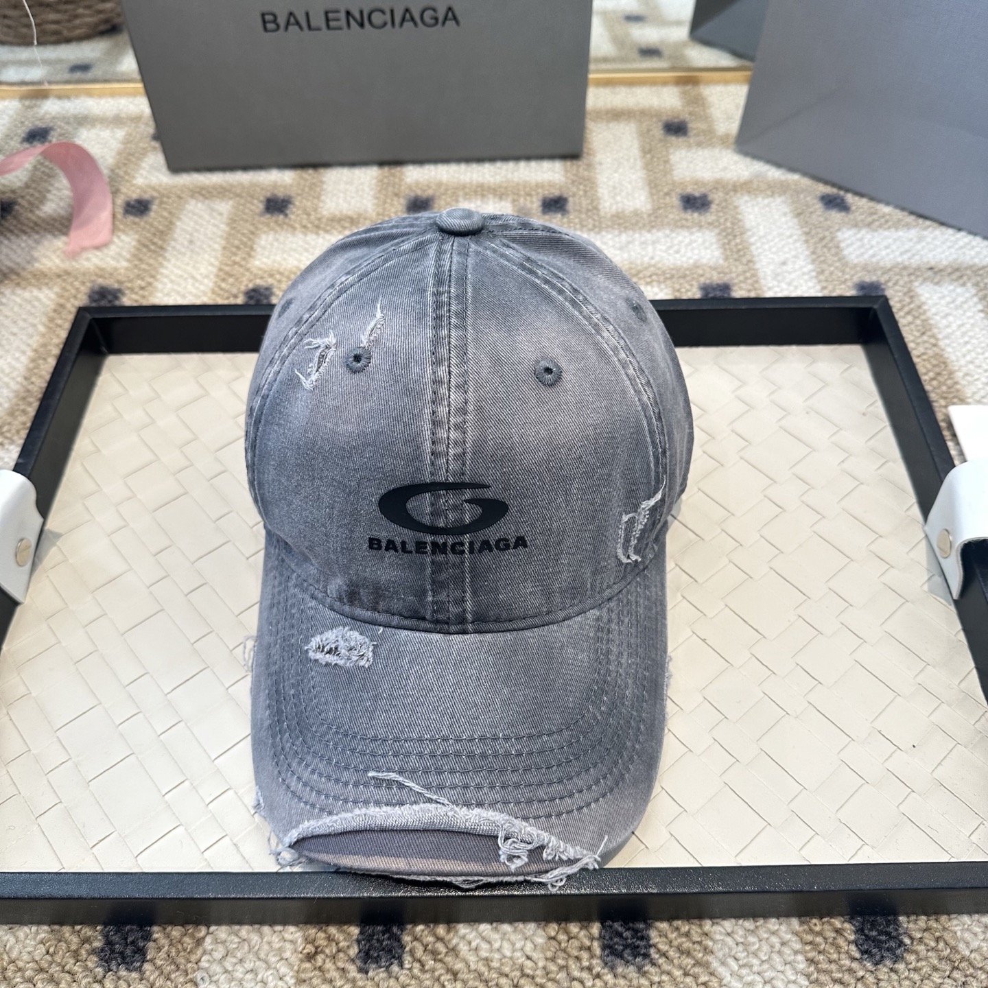 新品Balenciaga 巴黎世家字母新款棒球帽现货秒发🧢简约时尚超级无敌好看的帽子！情侣款！