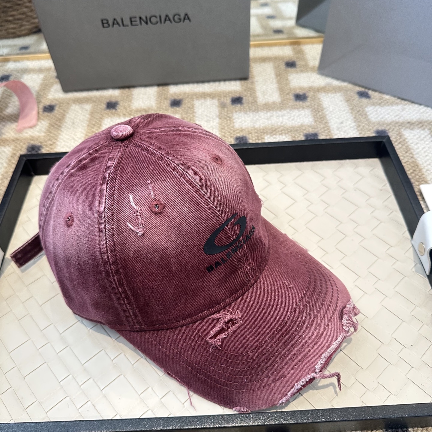 新品Balenciaga 巴黎世家字母新款棒球帽现货秒发🧢简约时尚超级无敌好看的帽子！情侣款！