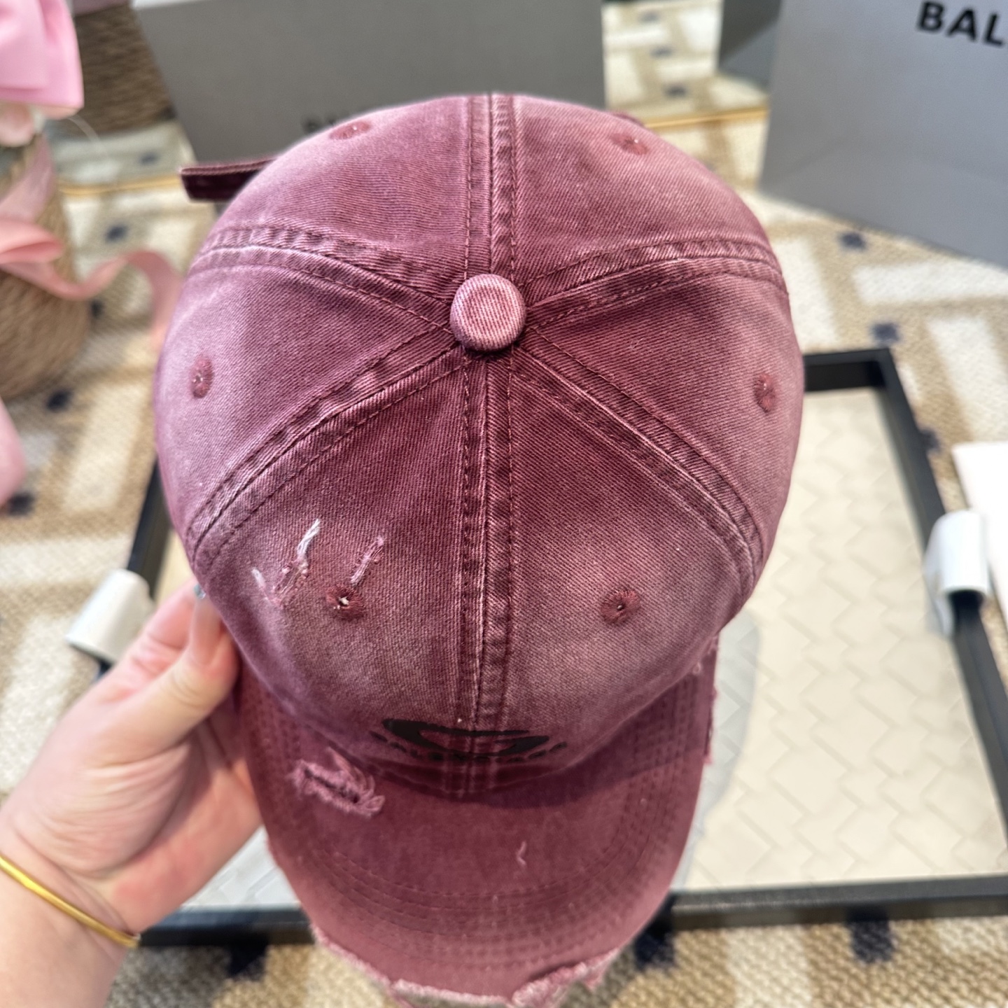 新品Balenciaga 巴黎世家字母新款棒球帽现货秒发🧢简约时尚超级无敌好看的帽子！情侣款！