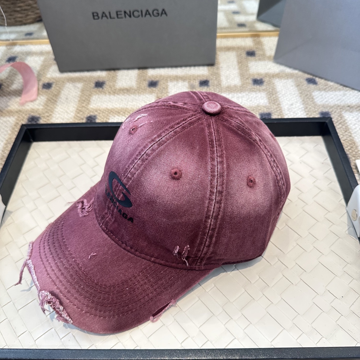 新品Balenciaga 巴黎世家字母新款棒球帽现货秒发🧢简约时尚超级无敌好看的帽子！情侣款！