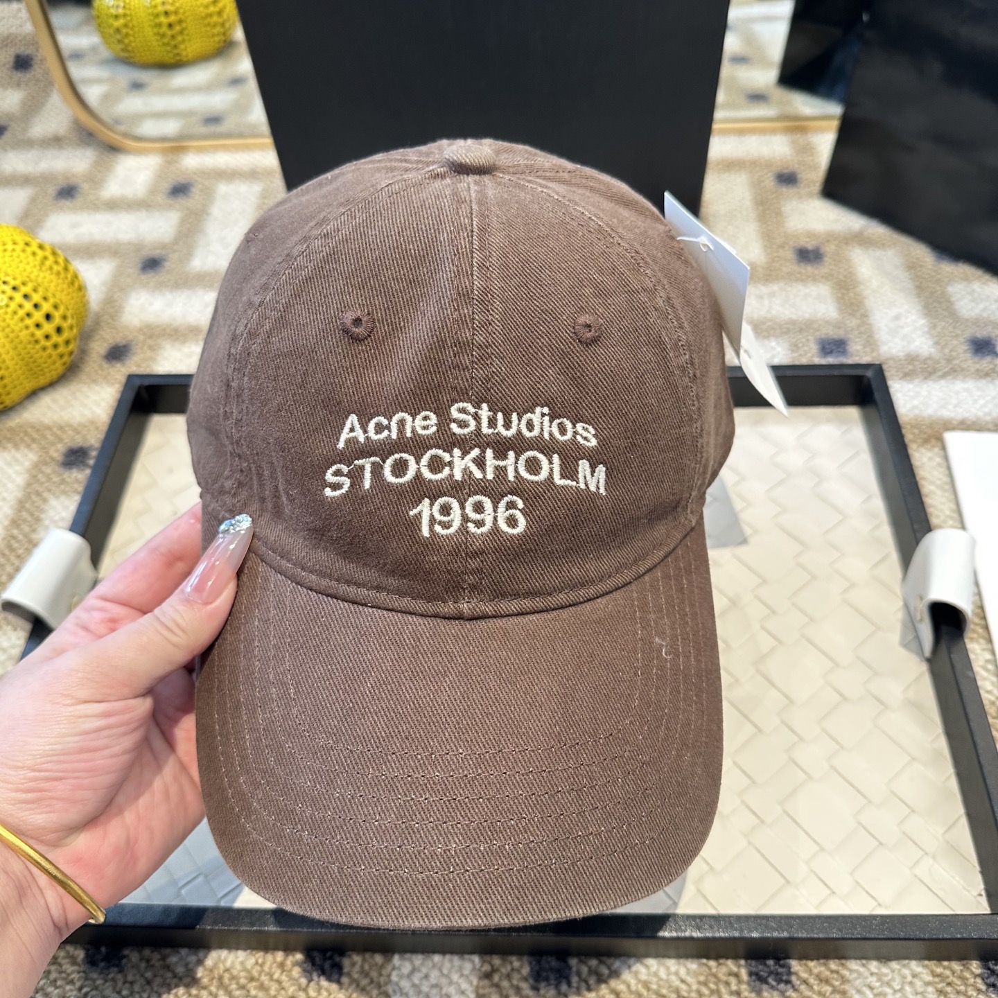 ACNE 潮牌棒球帽 简单休闲风的棒球帽 减龄百搭 适配度很高！简单随性~出街拍照拗造型非常加分~男女同