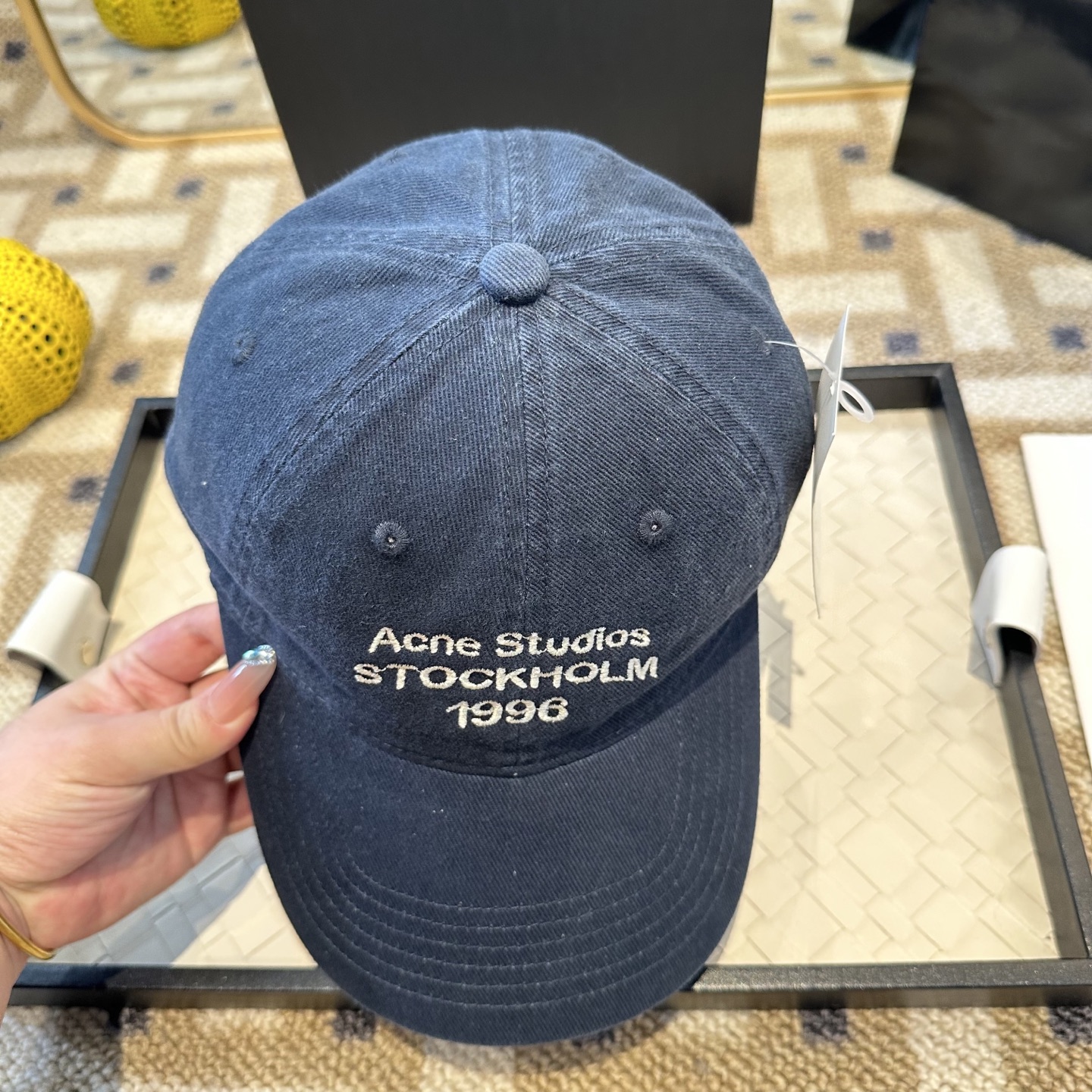 ACNE 潮牌棒球帽 简单休闲风的棒球帽 减龄百搭 适配度很高！简单随性~出街拍照拗造型非常加分~男女同