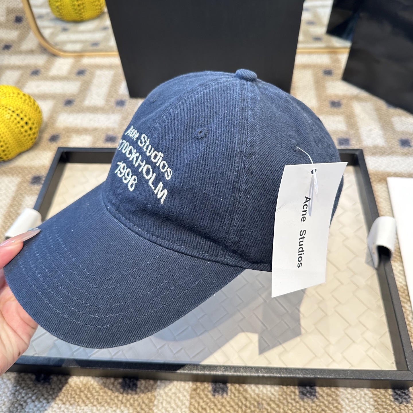 ACNE 潮牌棒球帽 简单休闲风的棒球帽 减龄百搭 适配度很高！简单随性~出街拍照拗造型非常加分~男女同