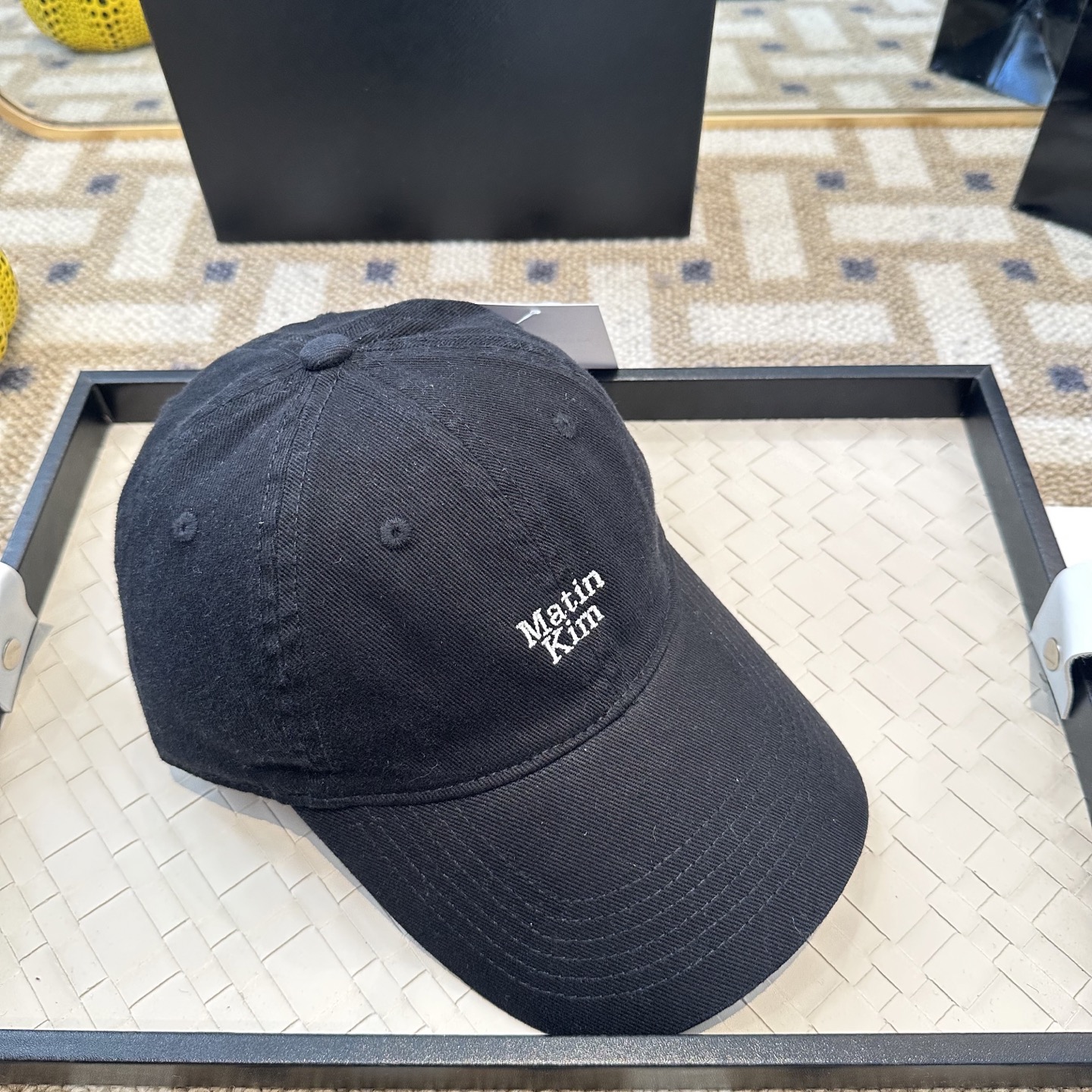 Matin Kim 潮牌棒球帽 简单休闲风的棒球帽 减龄百搭 适配度很高！简单随性~出街拍照拗造型非常加