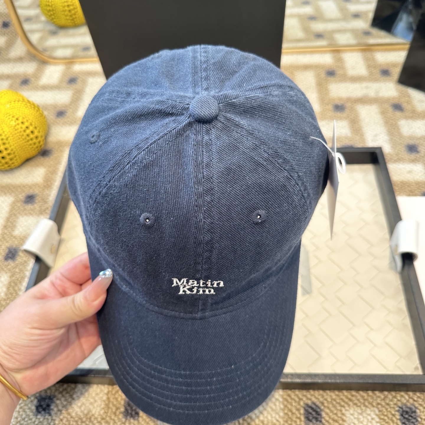 Matin Kim 潮牌棒球帽 简单休闲风的棒球帽 减龄百搭 适配度很高！简单随性~出街拍照拗造型非常加