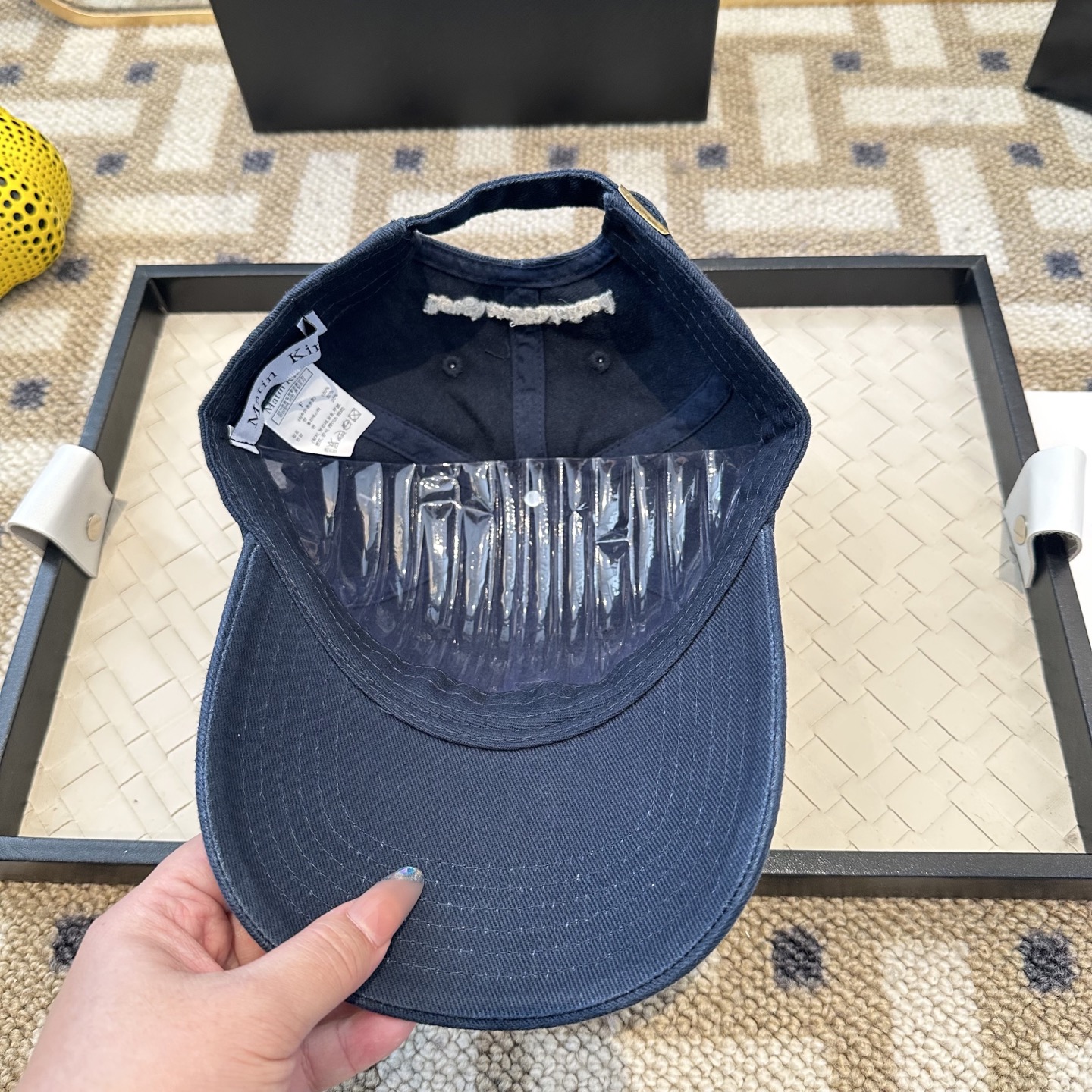 Matin Kim 潮牌棒球帽 简单休闲风的棒球帽 减龄百搭 适配度很高！简单随性~出街拍照拗造型非常加