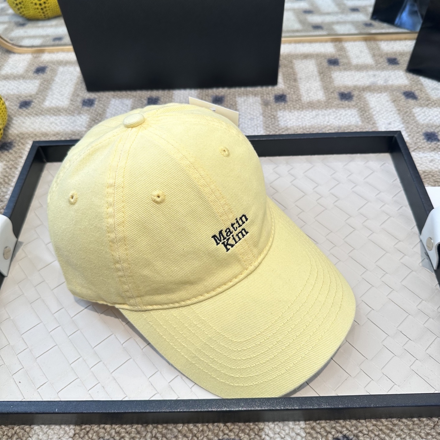 Matin Kim 潮牌棒球帽 简单休闲风的棒球帽 减龄百搭 适配度很高！简单随性~出街拍照拗造型非常加