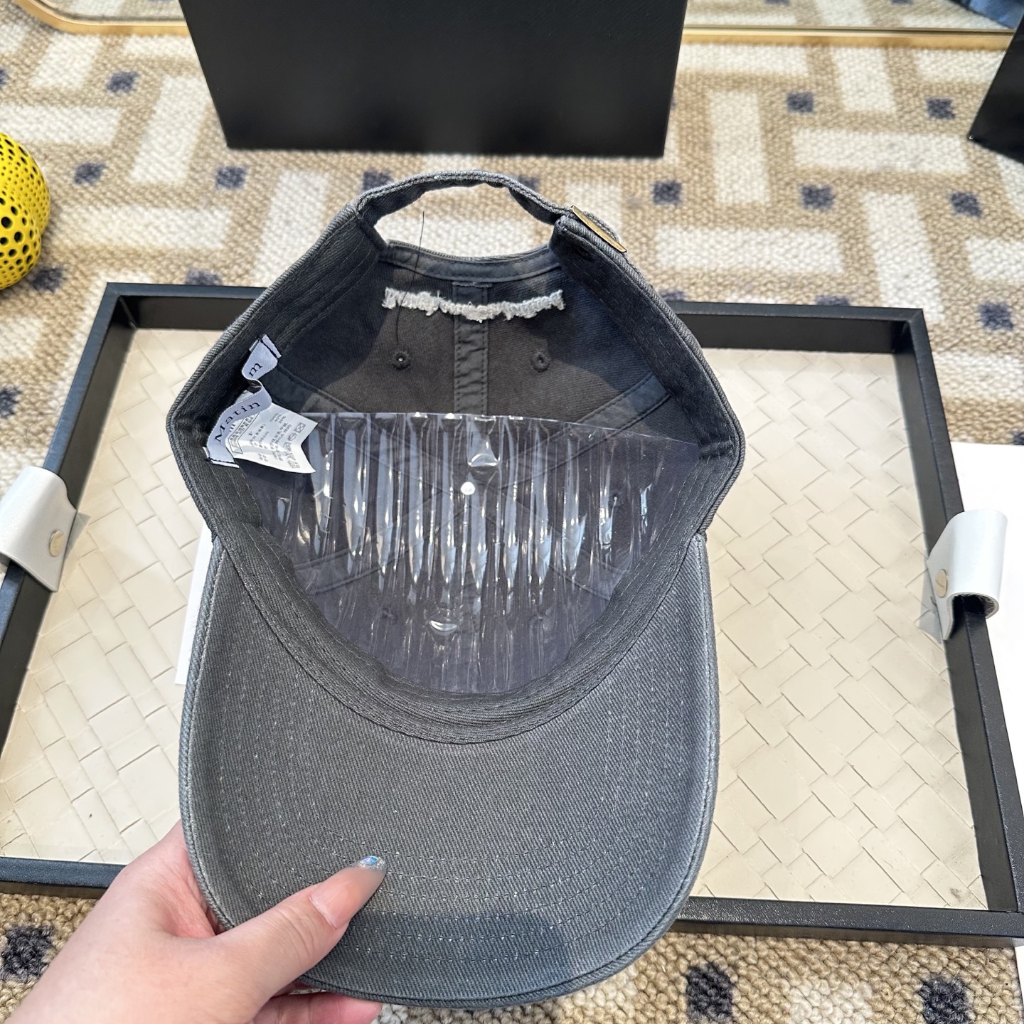 Matin Kim 潮牌棒球帽 简单休闲风的棒球帽 减龄百搭 适配度很高！简单随性~出街拍照拗造型非常加