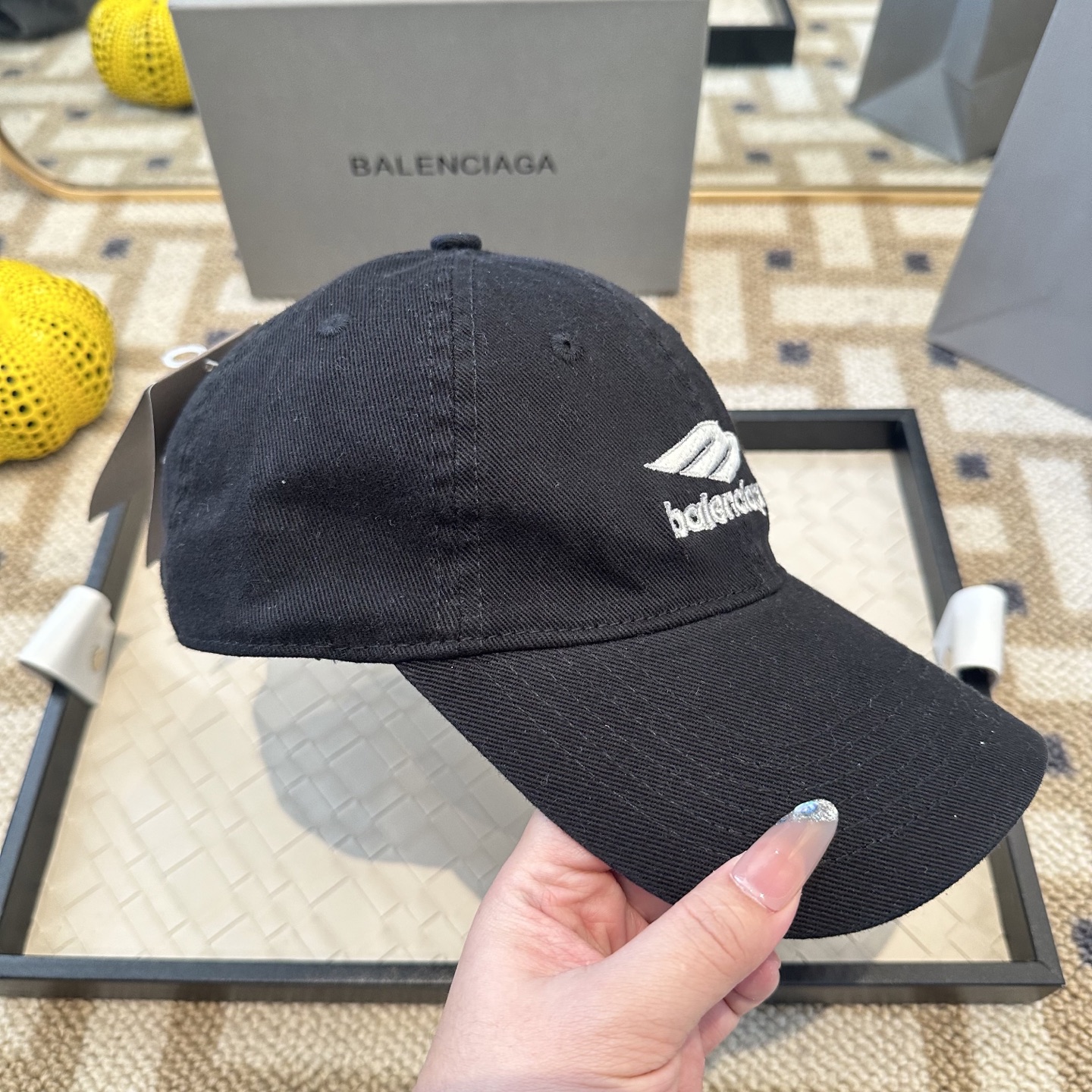 新品Balenciaga 巴黎世家字母新款棒球帽现货秒发🧢简约时尚超级无敌好看的帽子！情侣款！