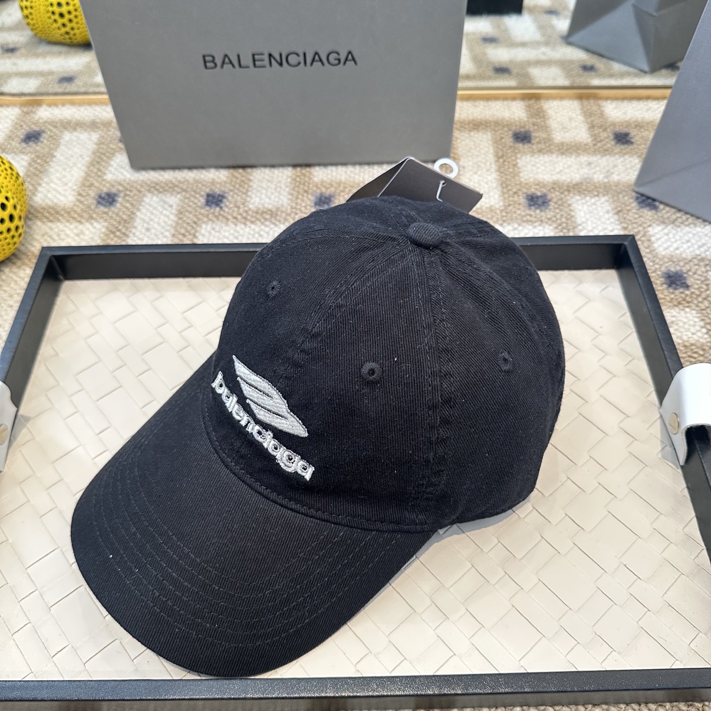 新品Balenciaga 巴黎世家字母新款棒球帽现货秒发🧢简约时尚超级无敌好看的帽子！情侣款！