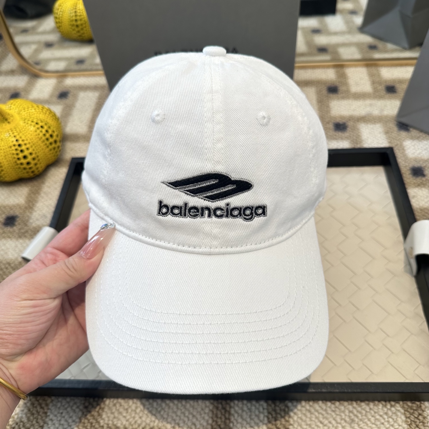 新品Balenciaga 巴黎世家字母新款棒球帽现货秒发🧢简约时尚超级无敌好看的帽子！情侣款！
