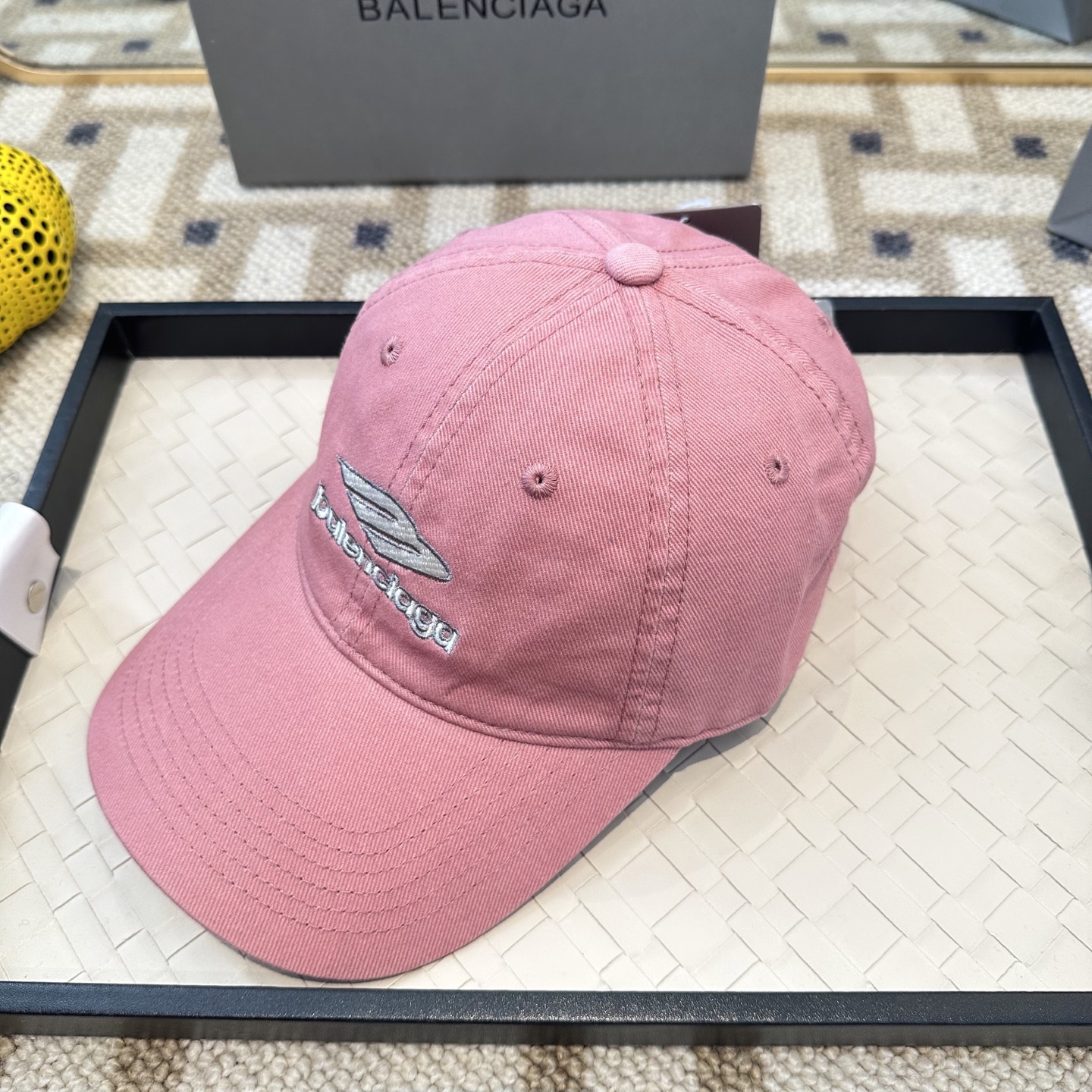 新品Balenciaga 巴黎世家字母新款棒球帽现货秒发🧢简约时尚超级无敌好看的帽子！情侣款！