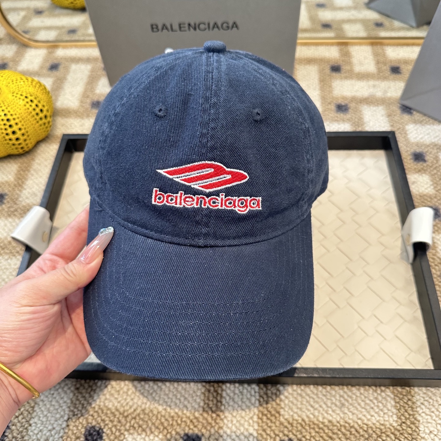 新品Balenciaga 巴黎世家字母新款棒球帽现货秒发🧢简约时尚超级无敌好看的帽子！情侣款！