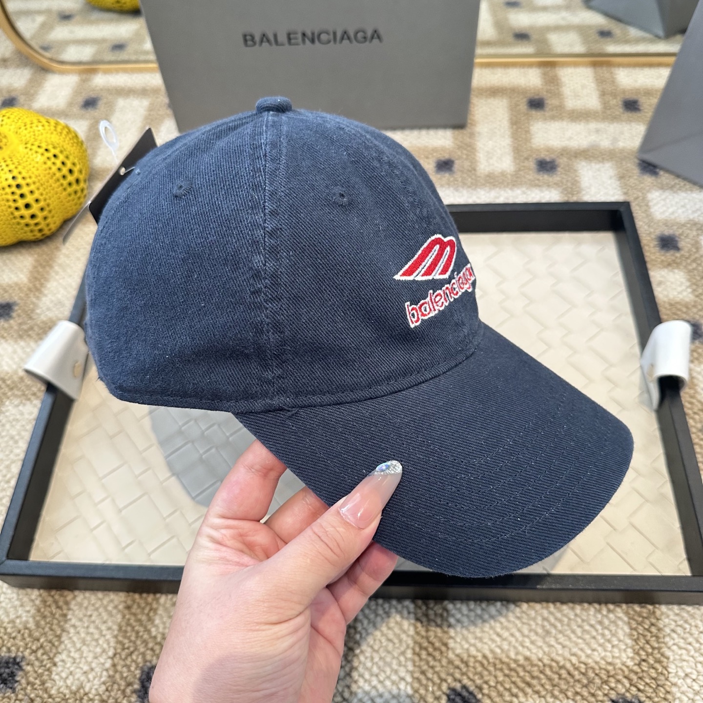 新品Balenciaga 巴黎世家字母新款棒球帽现货秒发🧢简约时尚超级无敌好看的帽子！情侣款！