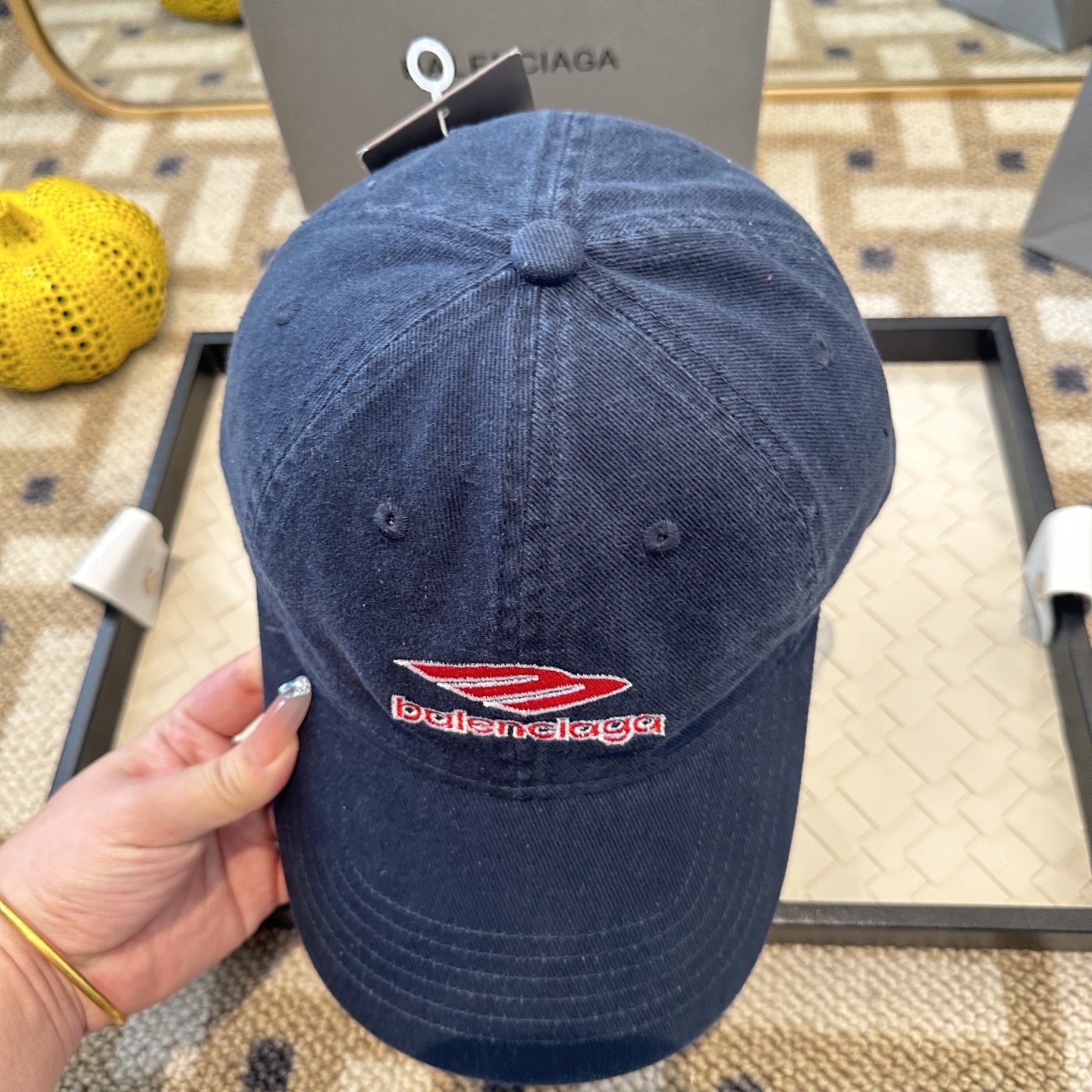 新品Balenciaga 巴黎世家字母新款棒球帽现货秒发🧢简约时尚超级无敌好看的帽子！情侣款！