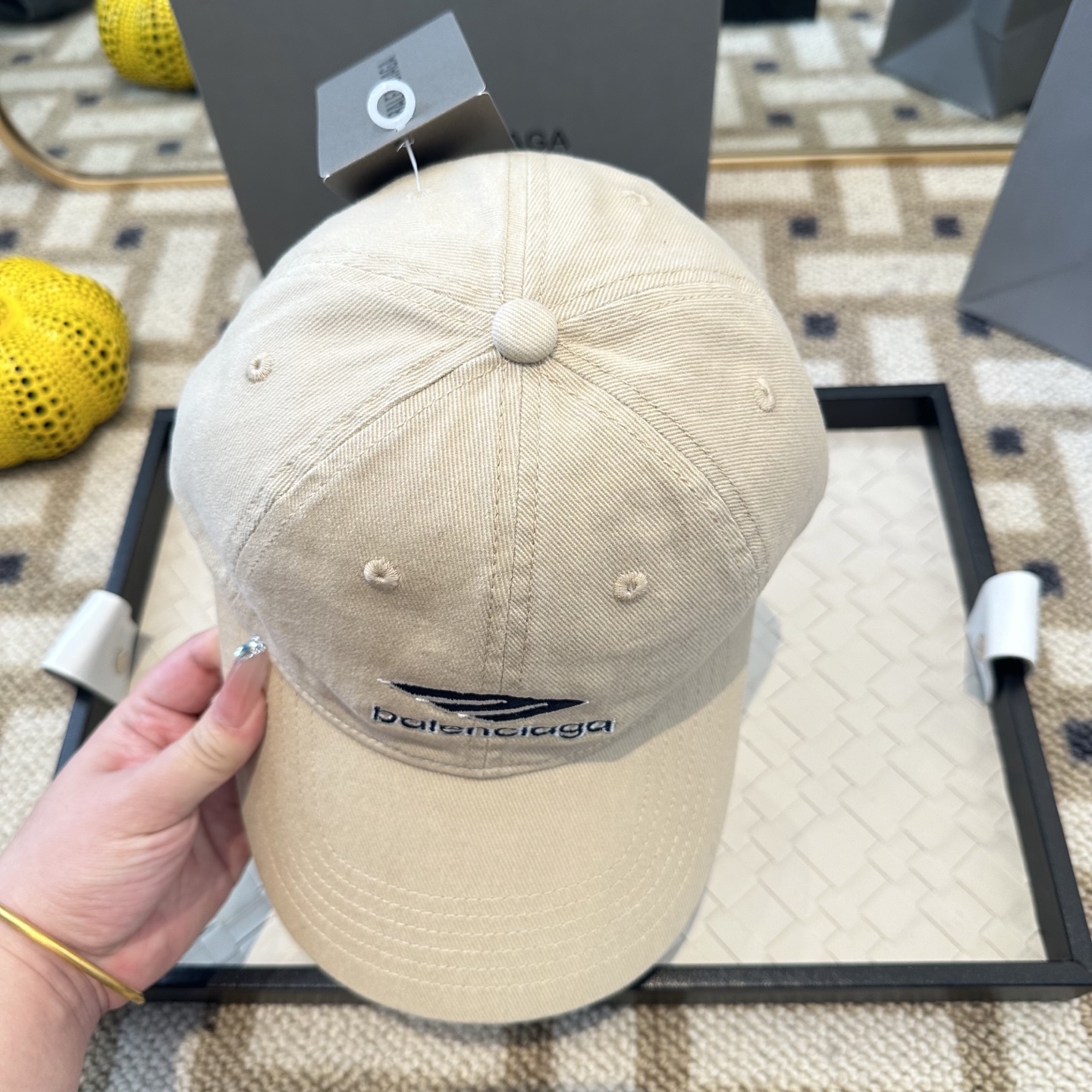 新品Balenciaga 巴黎世家字母新款棒球帽现货秒发🧢简约时尚超级无敌好看的帽子！情侣款！