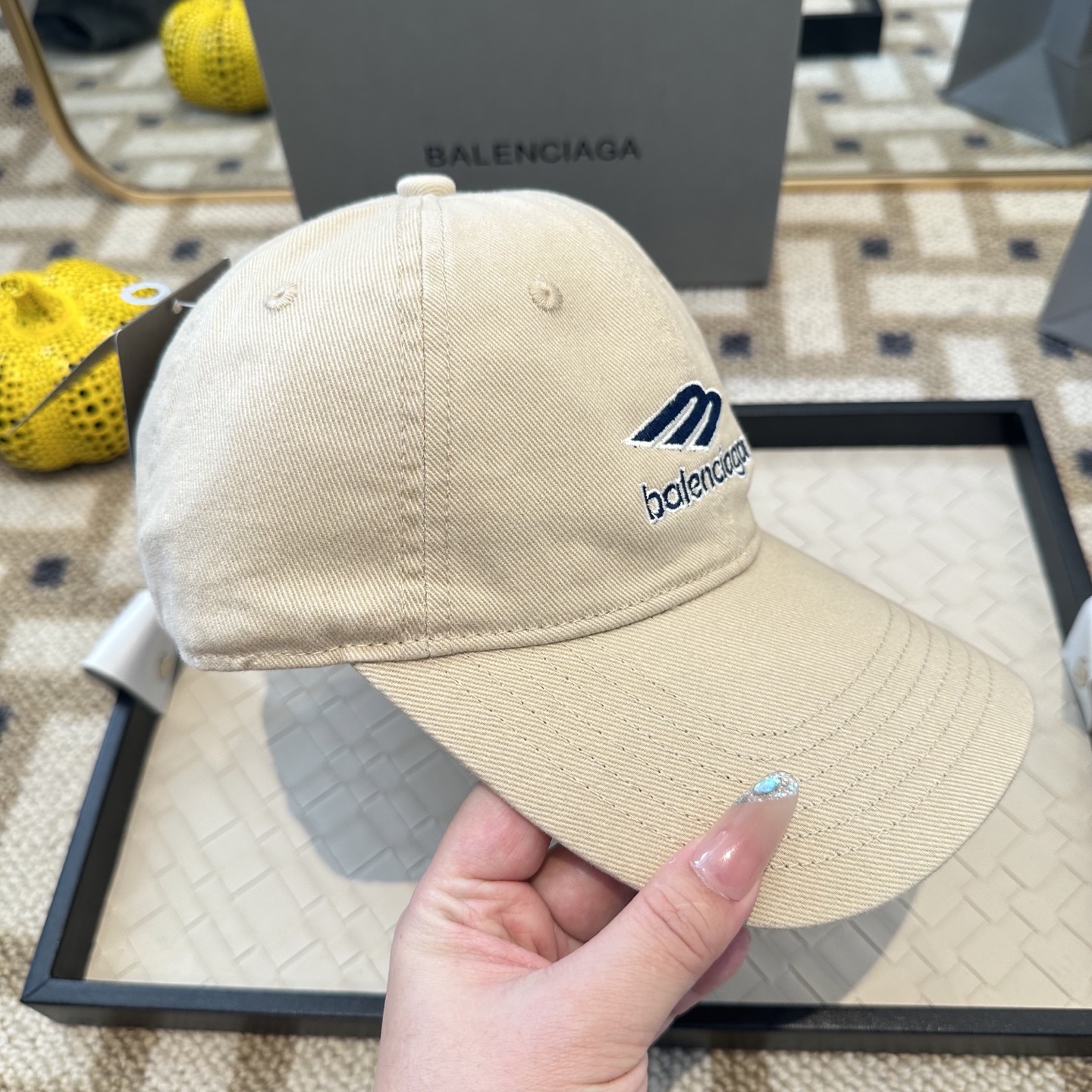 新品Balenciaga 巴黎世家字母新款棒球帽现货秒发🧢简约时尚超级无敌好看的帽子！情侣款！