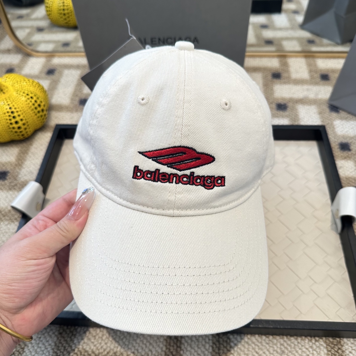 新品Balenciaga 巴黎世家字母新款棒球帽现货秒发🧢简约时尚超级无敌好看的帽子！情侣款！
