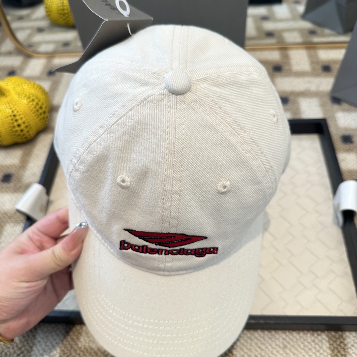 新品Balenciaga 巴黎世家字母新款棒球帽现货秒发🧢简约时尚超级无敌好看的帽子！情侣款！