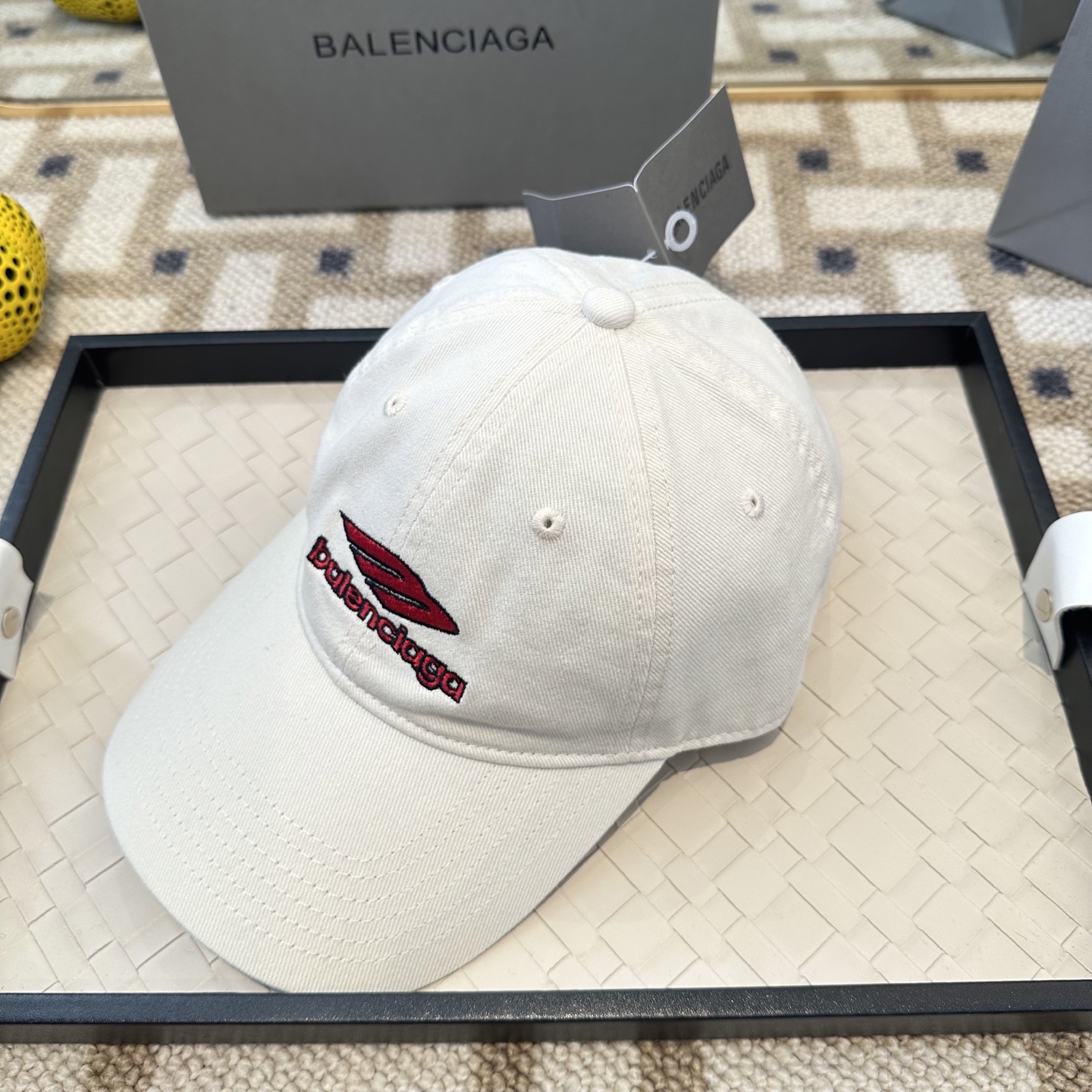 新品Balenciaga 巴黎世家字母新款棒球帽现货秒发🧢简约时尚超级无敌好看的帽子！情侣款！