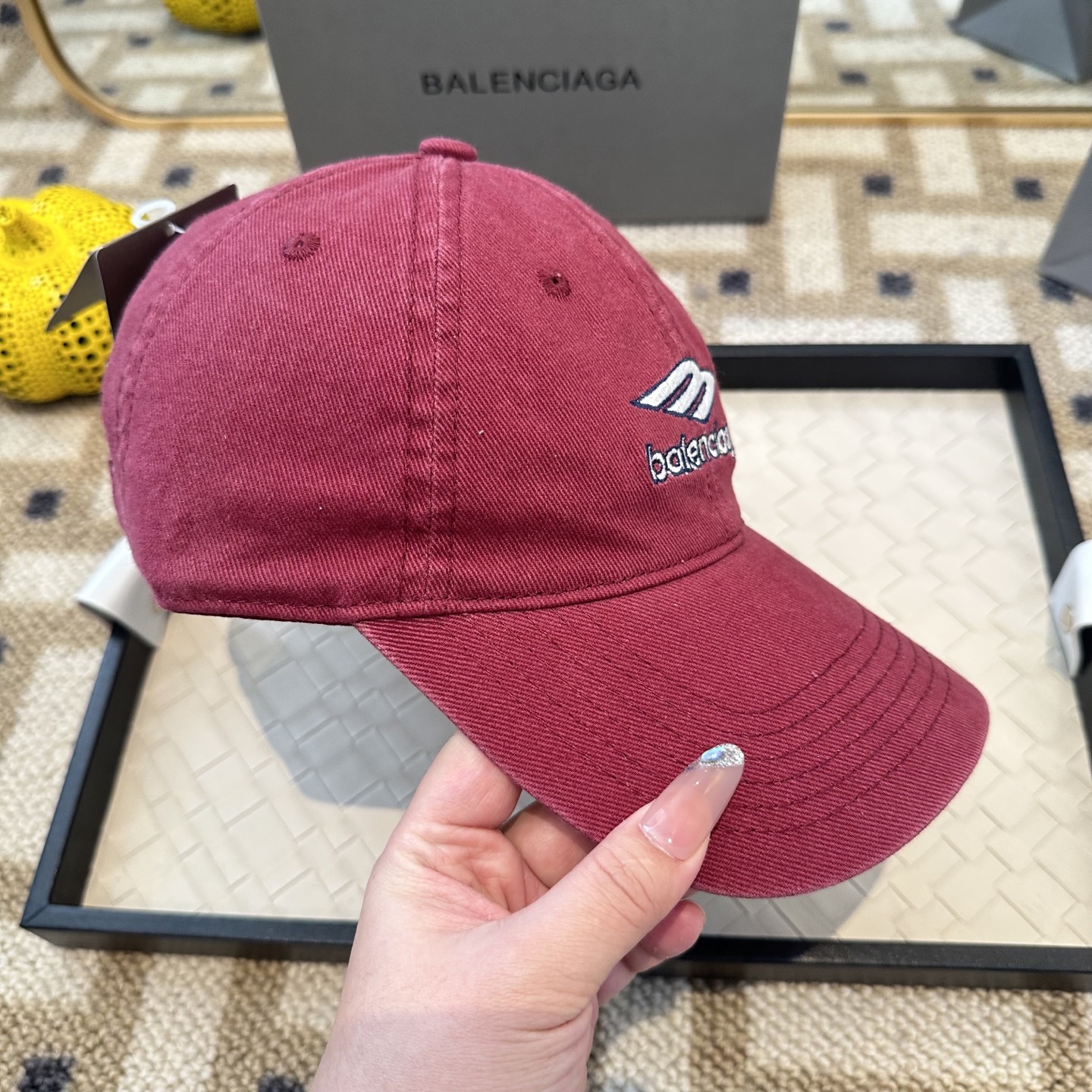 新品Balenciaga 巴黎世家字母新款棒球帽现货秒发🧢简约时尚超级无敌好看的帽子！情侣款！