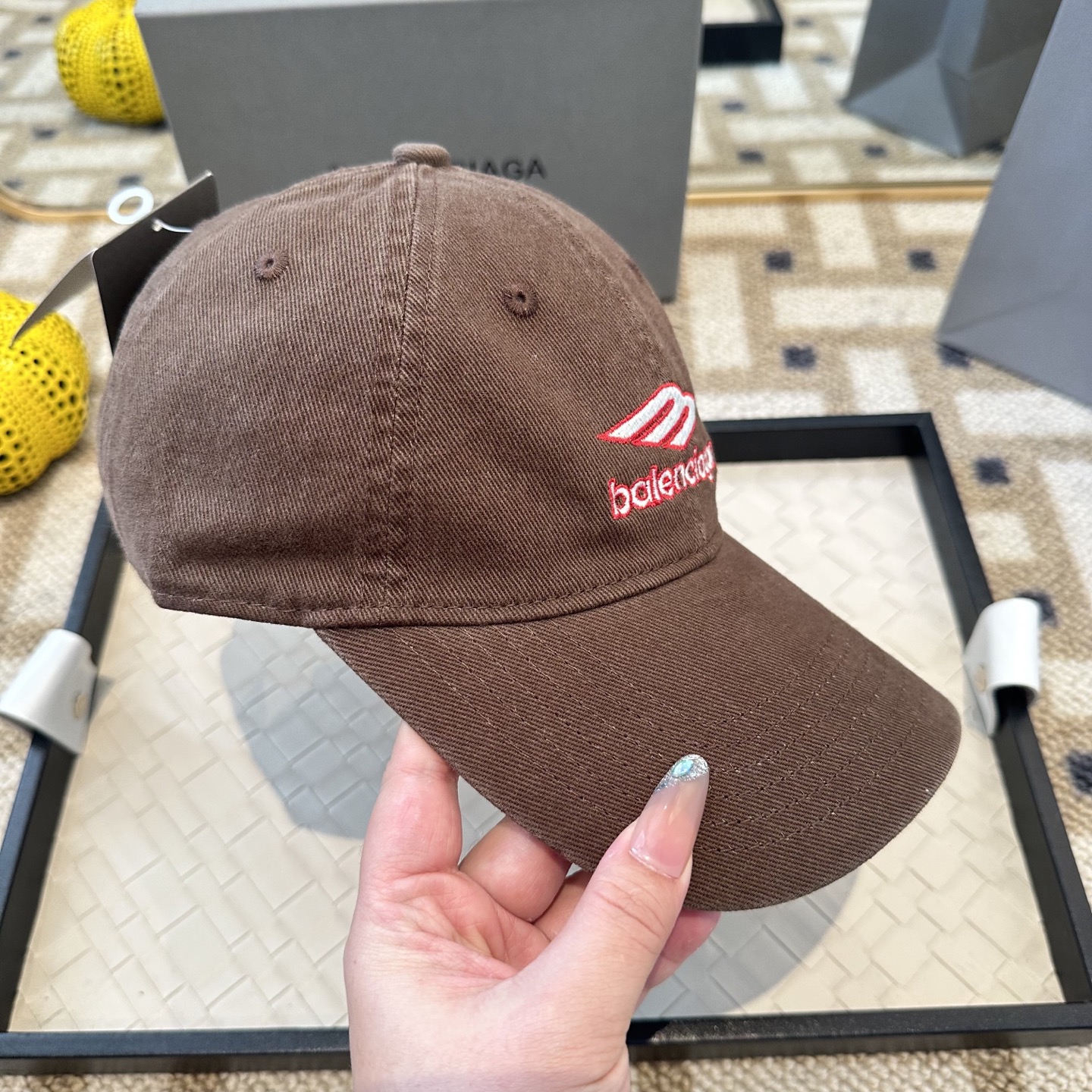 新品Balenciaga 巴黎世家字母新款棒球帽现货秒发🧢简约时尚超级无敌好看的帽子！情侣款！