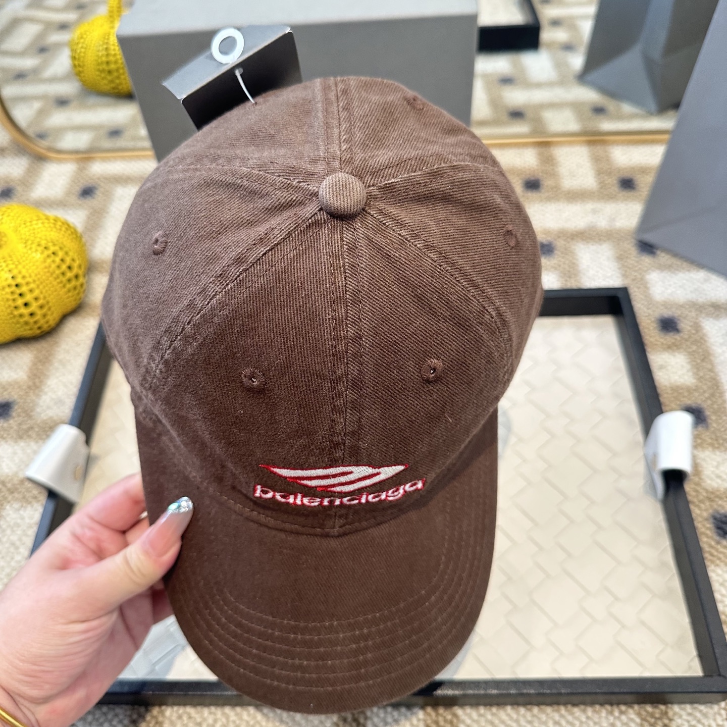 新品Balenciaga 巴黎世家字母新款棒球帽现货秒发🧢简约时尚超级无敌好看的帽子！情侣款！