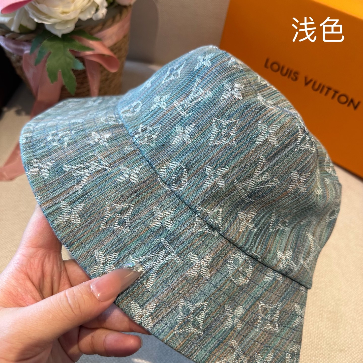 Lv路易威登2026新款可遮阳帽女透气渔夫帽度假旅游拍照时尚搭子