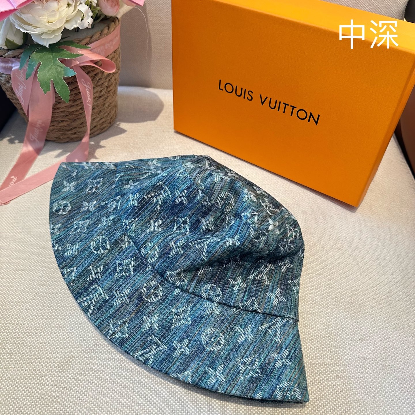 Lv路易威登2026新款可遮阳帽女透气渔夫帽度假旅游拍照时尚搭子