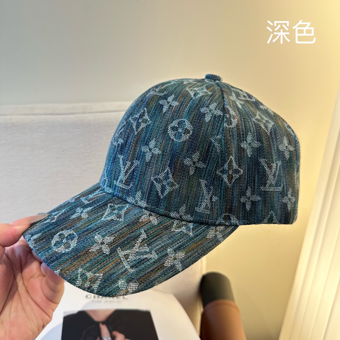 🧢路易威登棒球帽 LouisVuitton😍新款LV棒球帽，重工打造♥️高端大气，百搭款🤗男女通用！