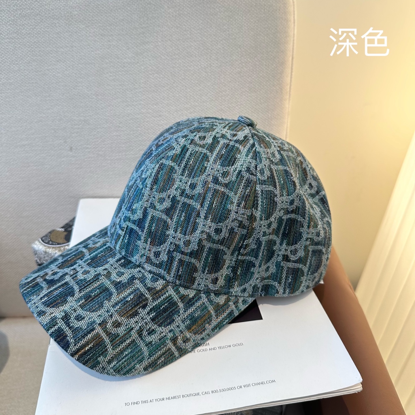 🧢DIOR迪奥棒球帽 😍新款棒球帽，重工打造♥️高端大气，百搭款🤗男女通用！
