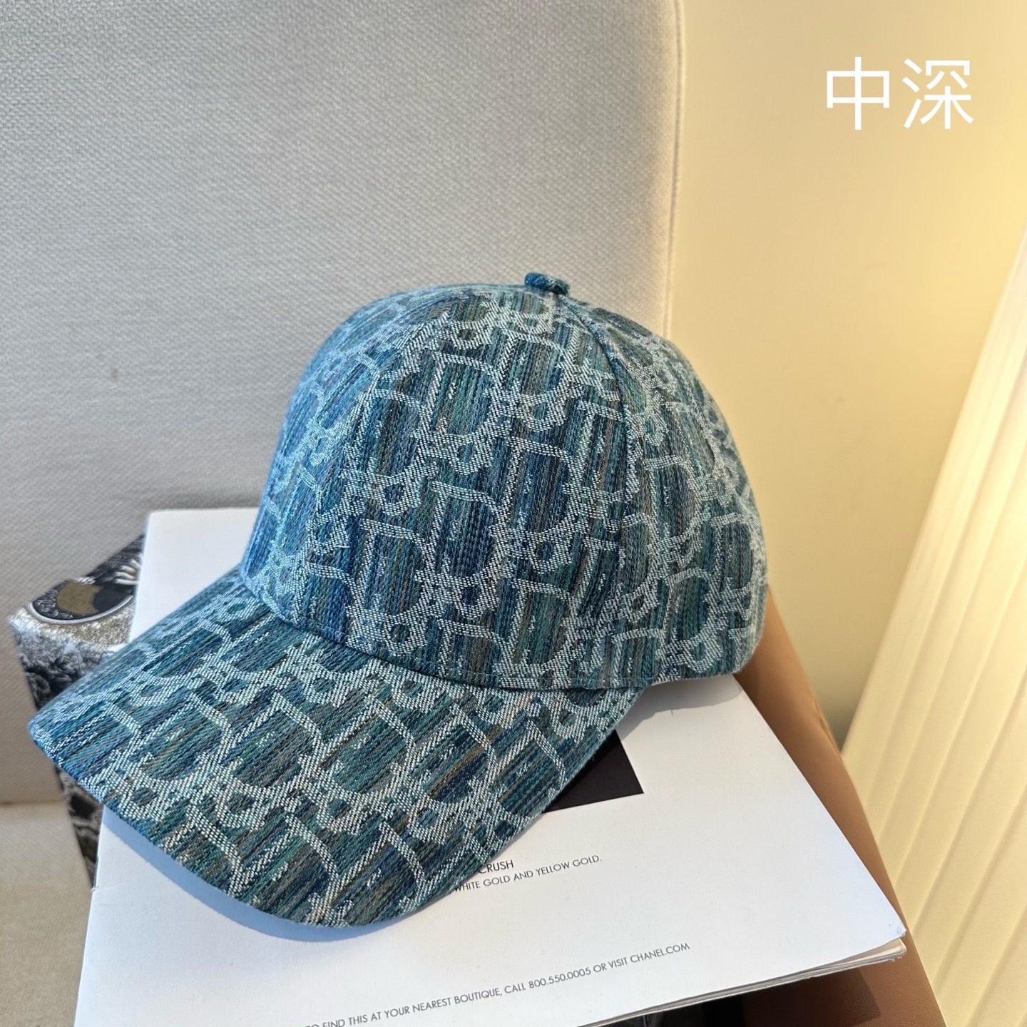 🧢DIOR迪奥棒球帽 😍新款棒球帽，重工打造♥️高端大气，百搭款🤗男女通用！