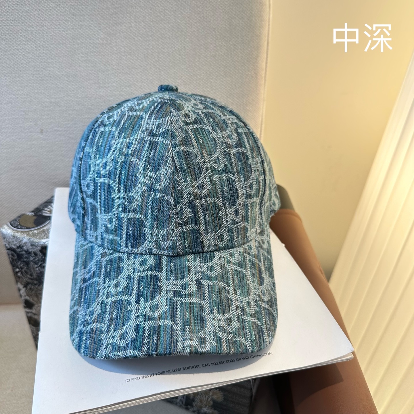 🧢DIOR迪奥棒球帽 😍新款棒球帽，重工打造♥️高端大气，百搭款🤗男女通用！