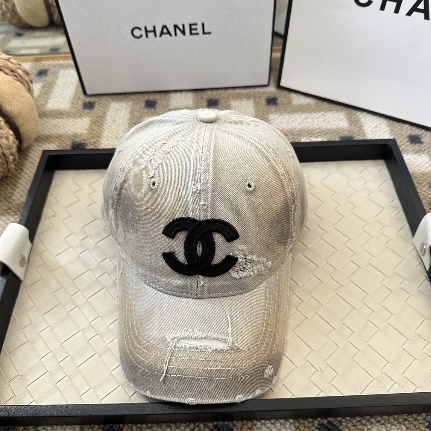 Chanel CHANEL香奈儿 新款简约棒球帽，新款 ， 款超好搭配，赶紧入手