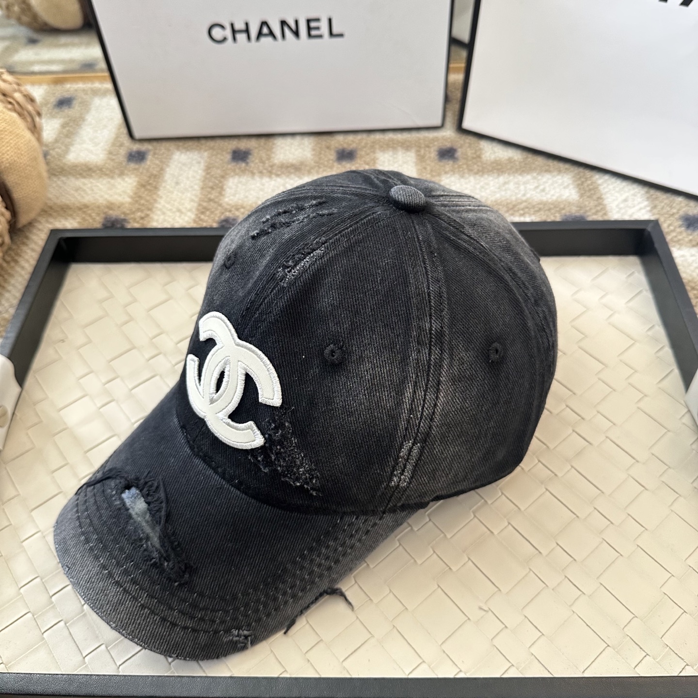 Chanel CHANEL香奈儿 新款简约棒球帽，新款 ， 款超好搭配，赶紧入手