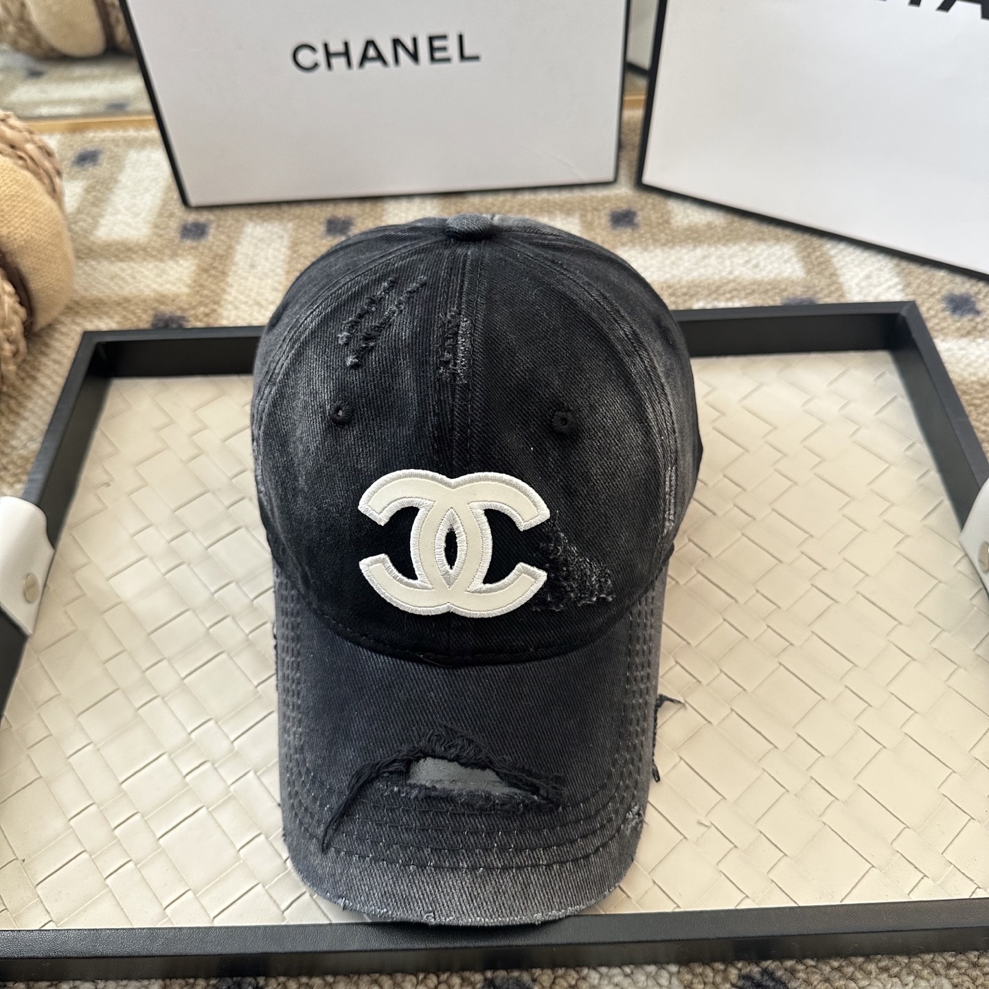 Chanel CHANEL香奈儿 新款简约棒球帽，新款 ， 款超好搭配，赶紧入手