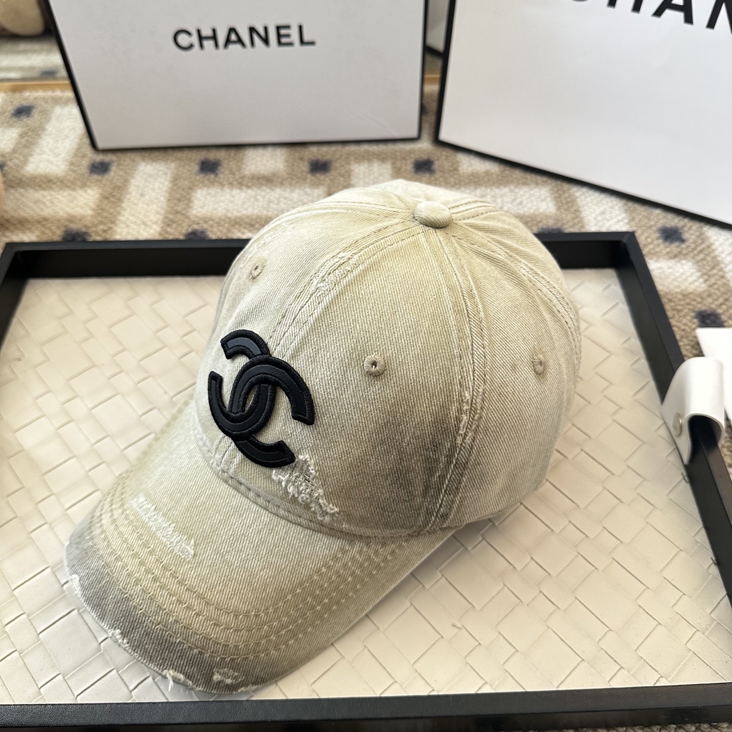Chanel CHANEL香奈儿 新款简约棒球帽，新款 ， 款超好搭配，赶紧入手