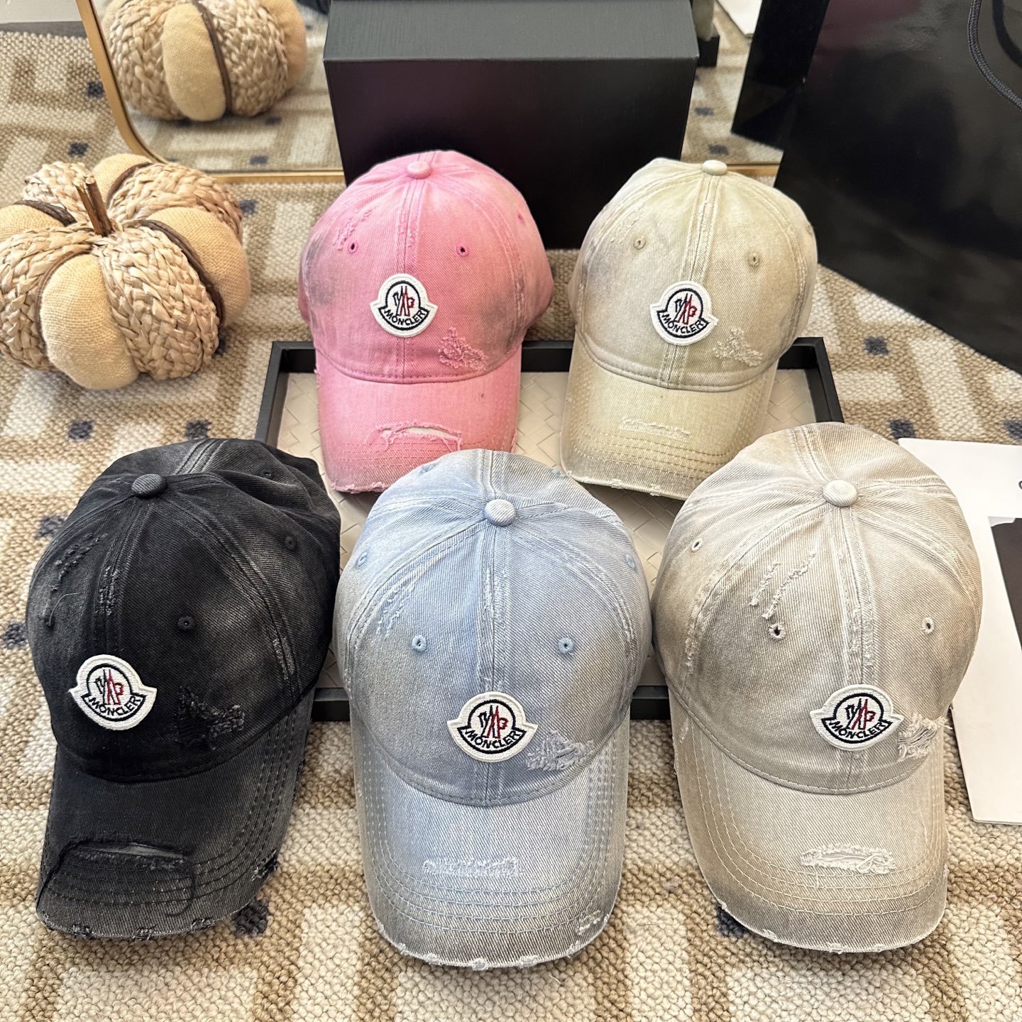 Moncler 新款棒球帽，重工打造 高端 ，百搭款