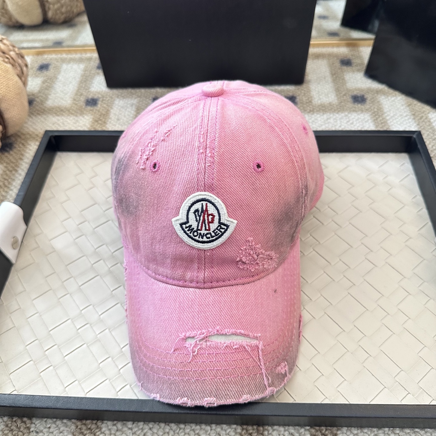 Moncler 新款棒球帽，重工打造 高端 ，百搭款