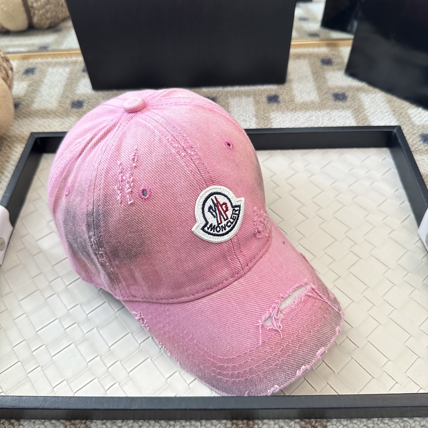 Moncler 新款棒球帽，重工打造 高端 ，百搭款
