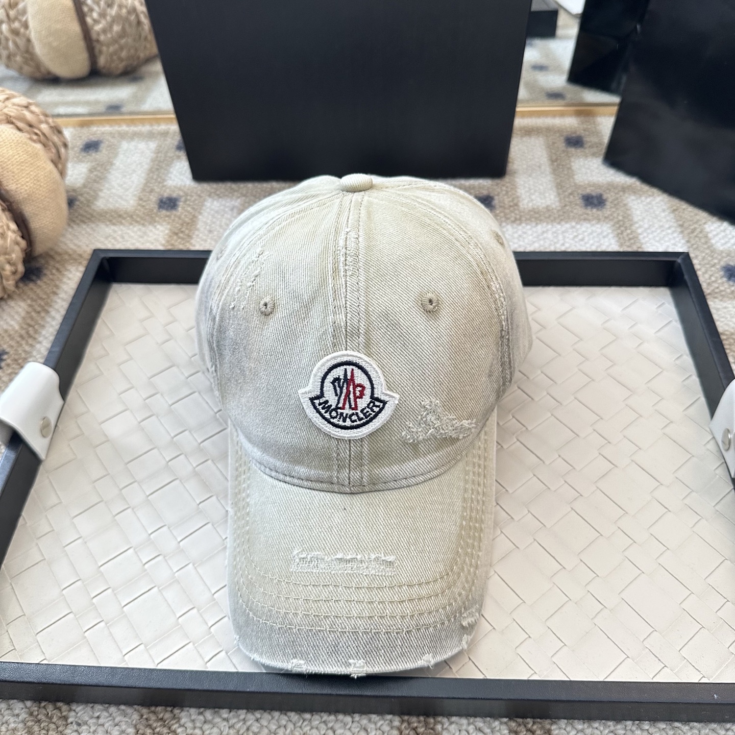 Moncler 新款棒球帽，重工打造 高端 ，百搭款