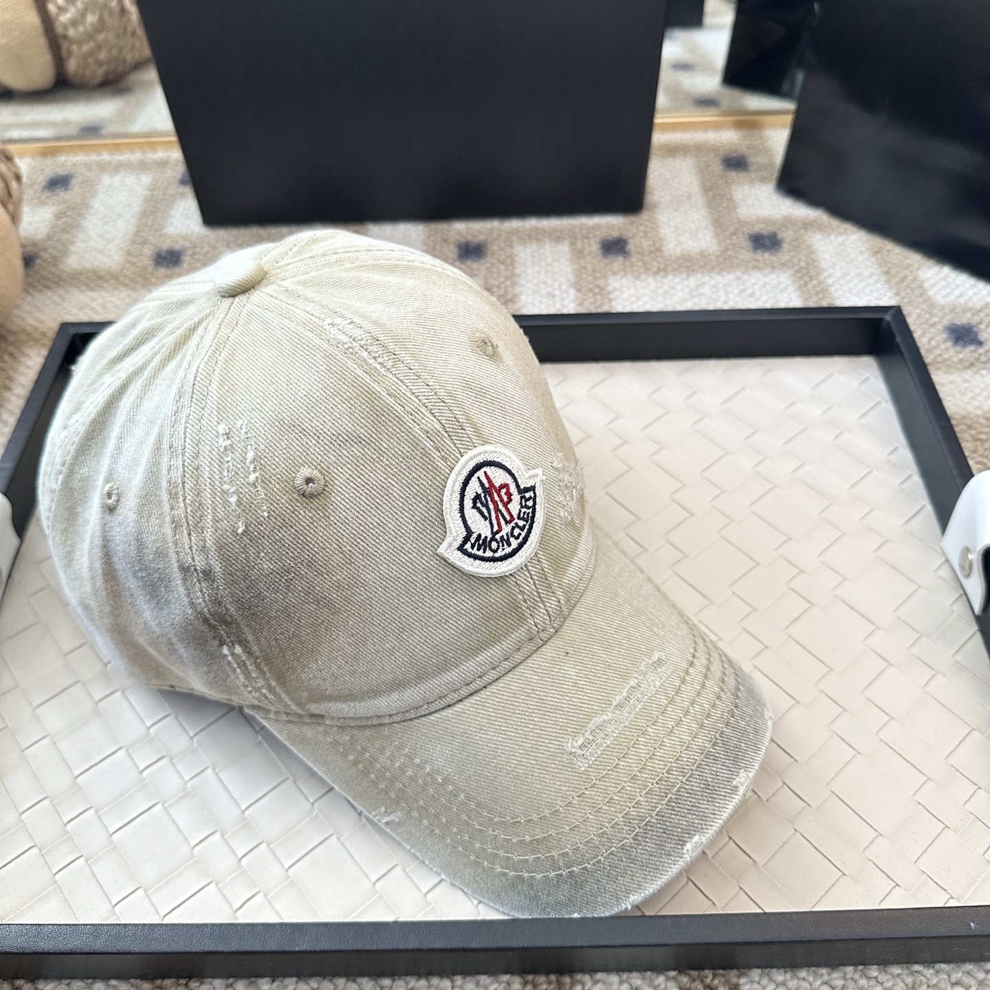 Moncler 新款棒球帽，重工打造 高端 ，百搭款