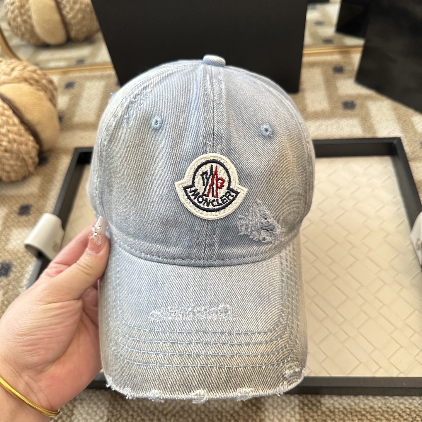 Moncler 新款棒球帽，重工打造 高端 ，百搭款