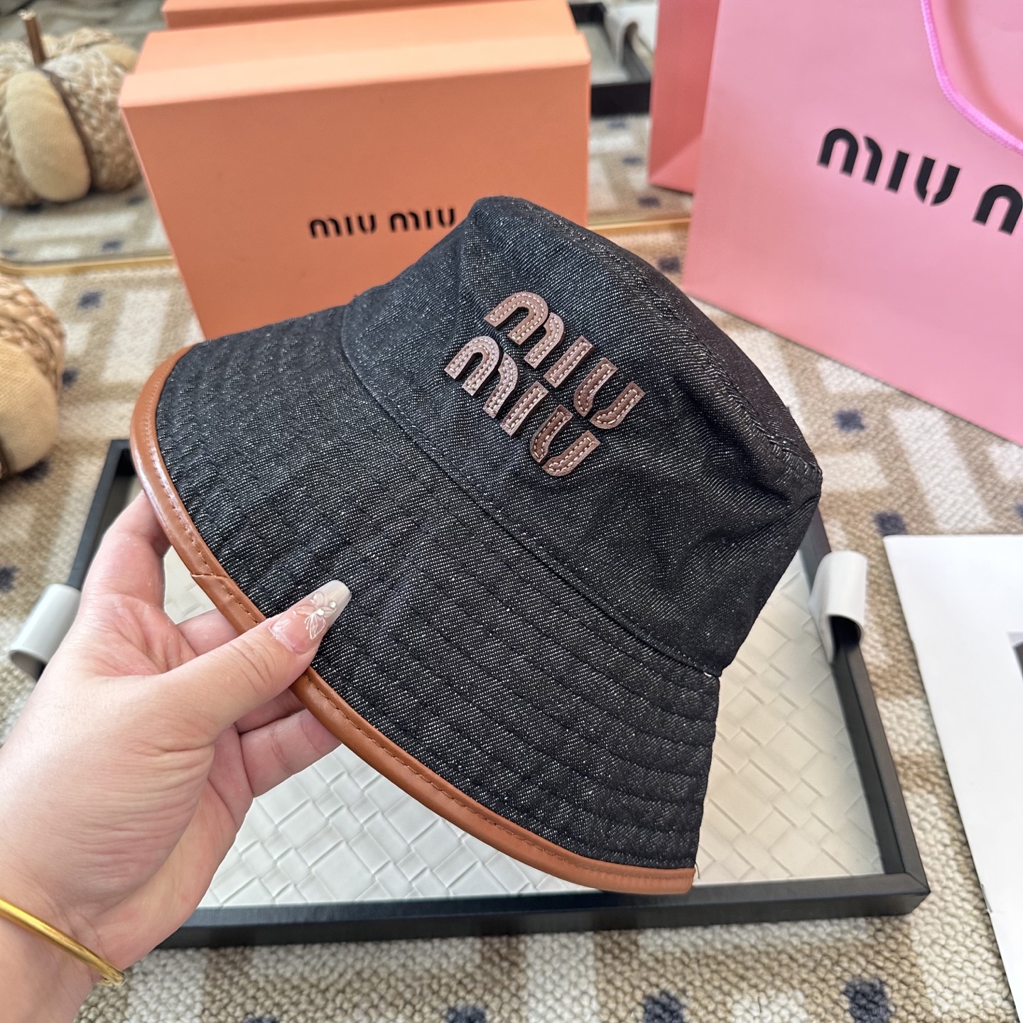 Miu Miu miumiu双面渔夫帽 开模定制，头围57cm男女通用