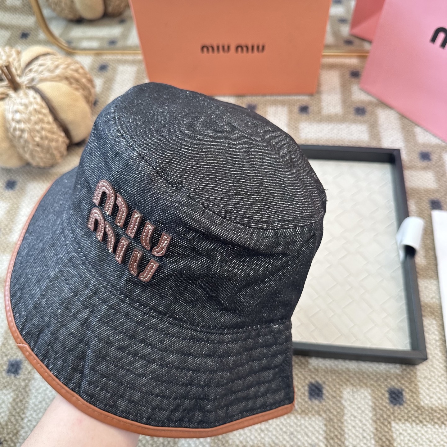 Miu Miu miumiu双面渔夫帽 开模定制，头围57cm男女通用
