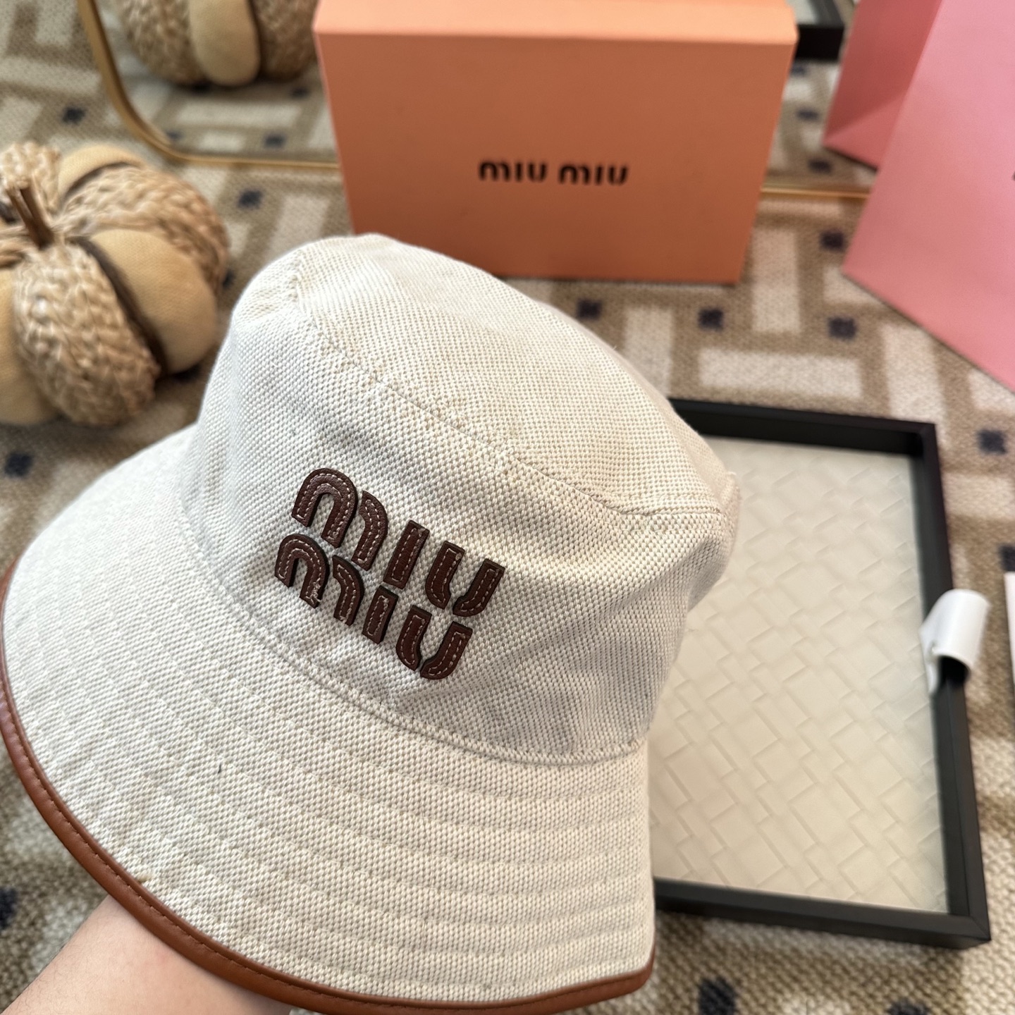 Miu Miu miumiu双面渔夫帽 开模定制，头围57cm男女通用