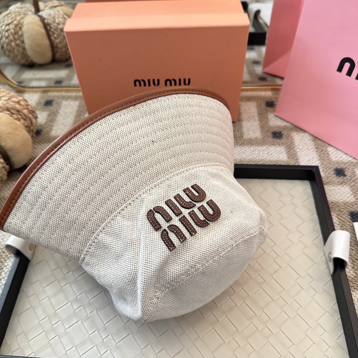 Miu Miu miumiu双面渔夫帽 开模定制，头围57cm男女通用