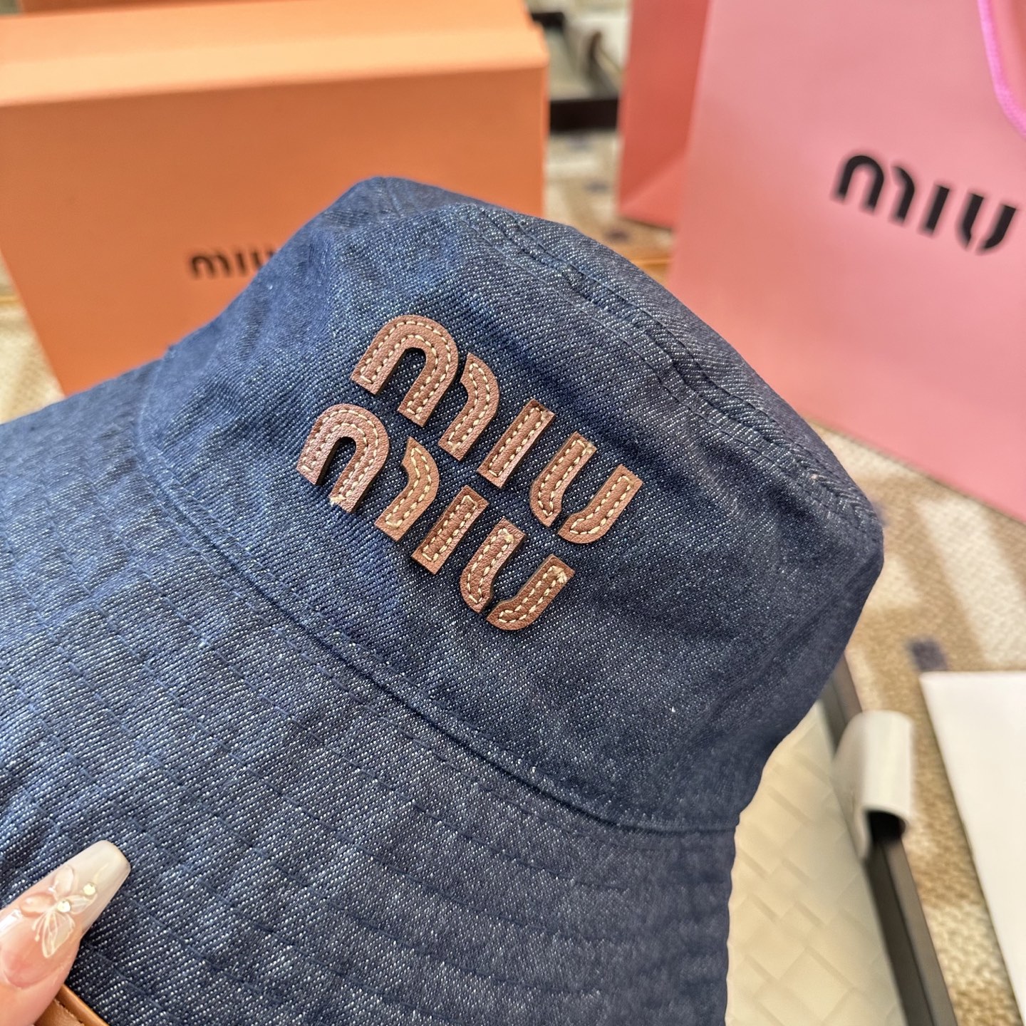Miu Miu miumiu双面渔夫帽 开模定制，头围57cm男女通用