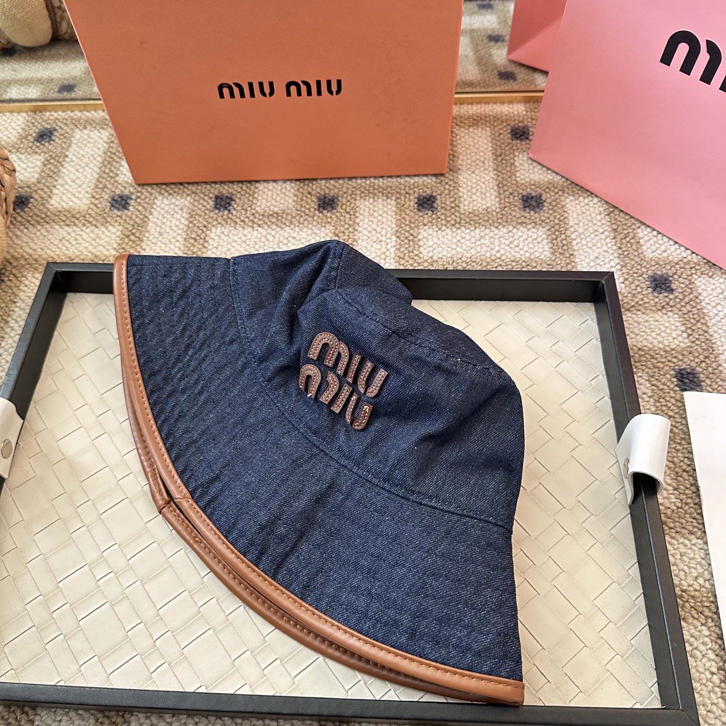 Miu Miu miumiu双面渔夫帽 开模定制，头围57cm男女通用